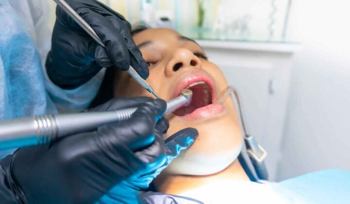 implant dentist in Sydney