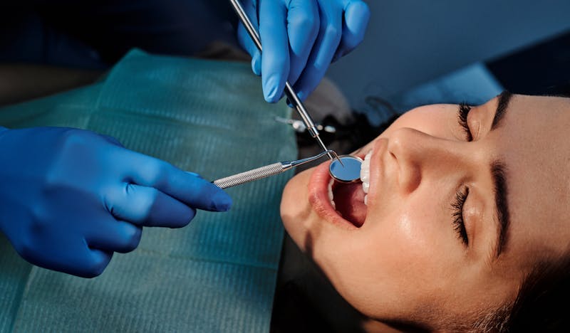 7 Ways Dental Implants Restore Oral Health